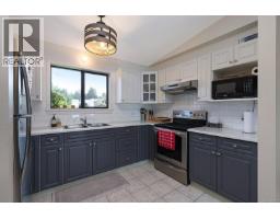 3640 East Rd, Denman Island, BC V0R1T0 Photo 14