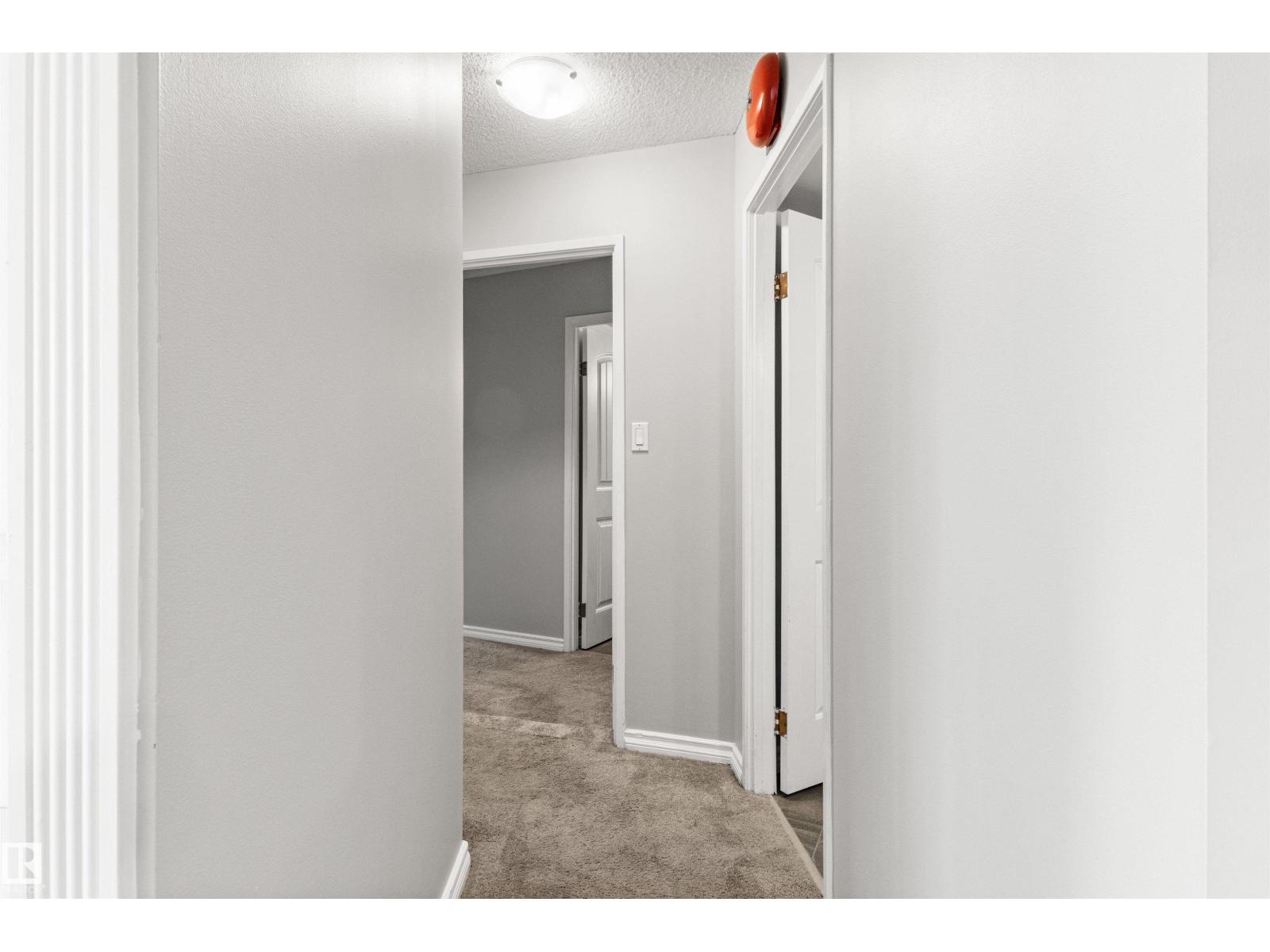 #303 10045 117 ST NW - 18