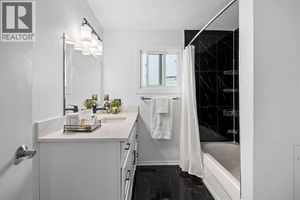 #8 111 Huntington Park Green NW - Image 17