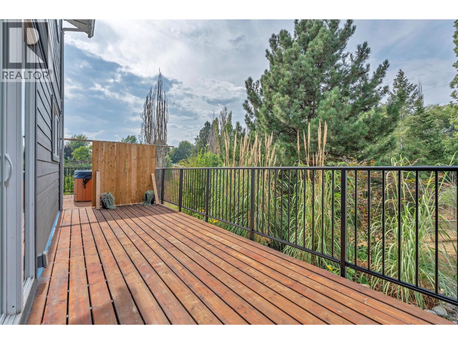 770 LOWER DEBECK Road, Naramata