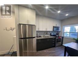 4 - 595 St Clair Avenue W, Toronto, ON M6C1A3 Photo 8