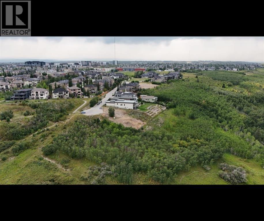 46 Coulee Lane Southwest, Calgary, Alberta, T3H5J6, Calgary, Alberta — photo 3 of 5