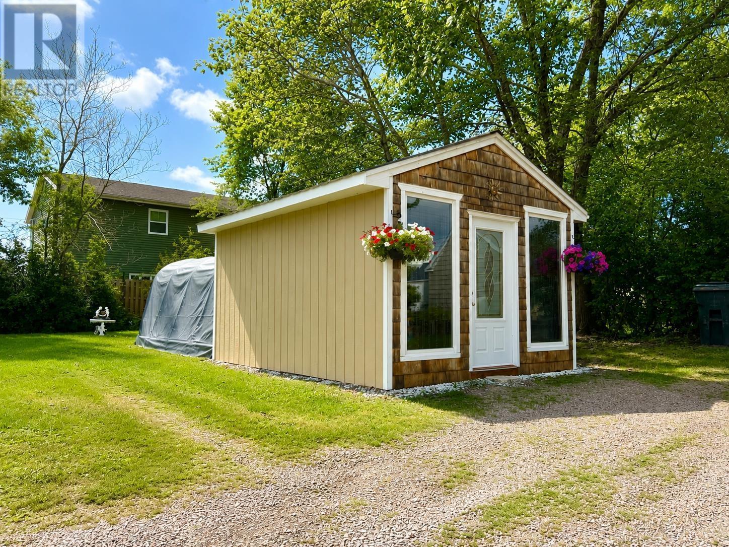 22 Chamberlain Street, Amherst, Nova Scotia, B4H1J8, Amherst, Nova Scotia — photo 4 of 5