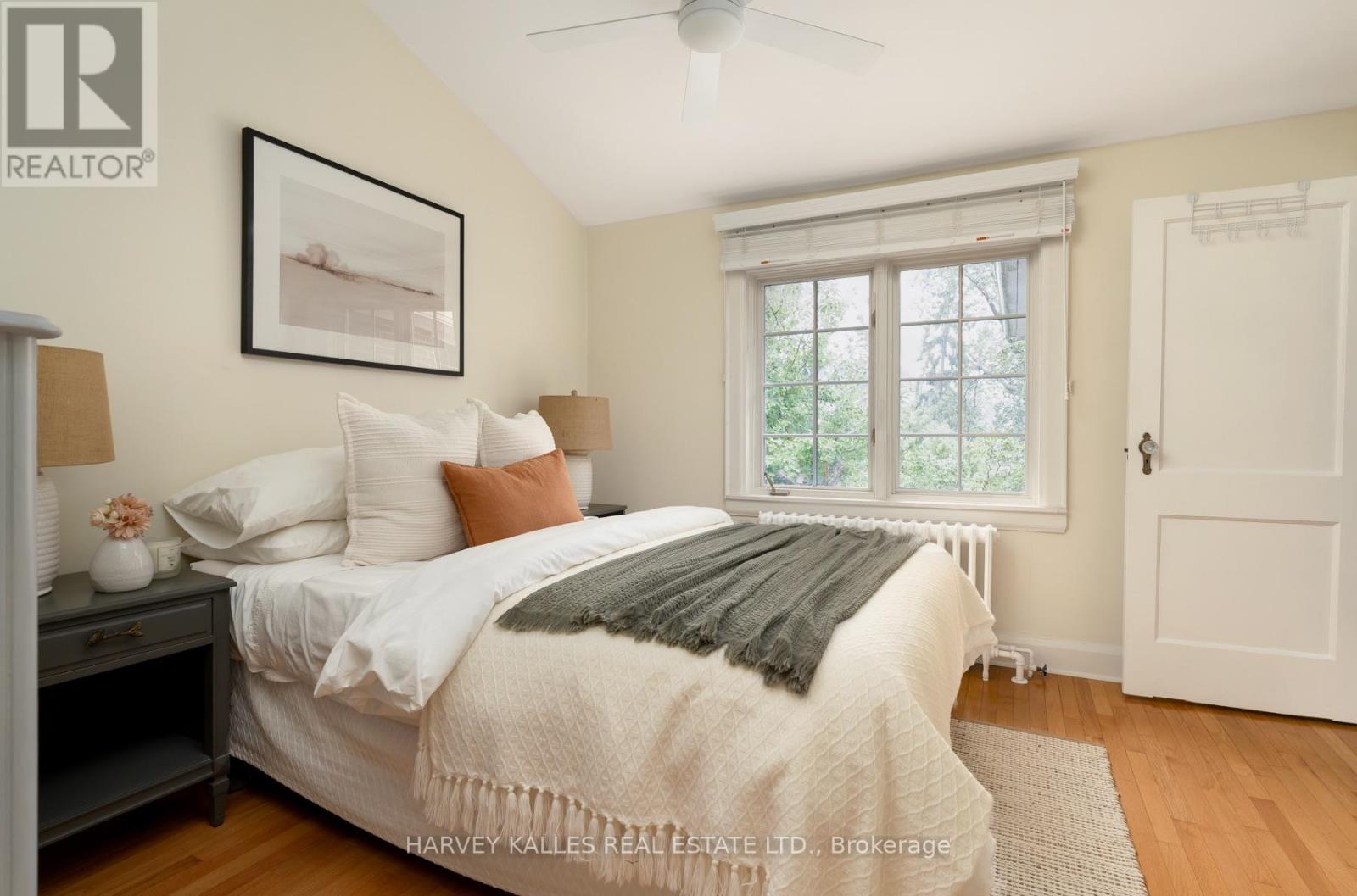 61 QUEENS DRIVE - 25