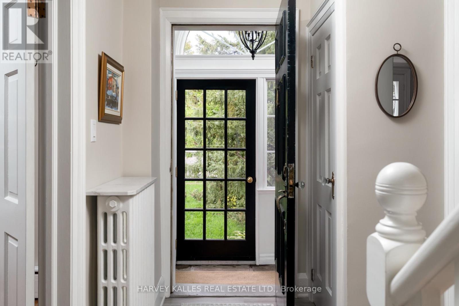 61 QUEENS DRIVE - 5