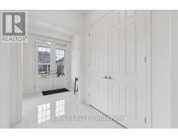 Bedroom 2 - 98 Rea Drive, Centre Wellington, ON N1M0J8 Photo 8