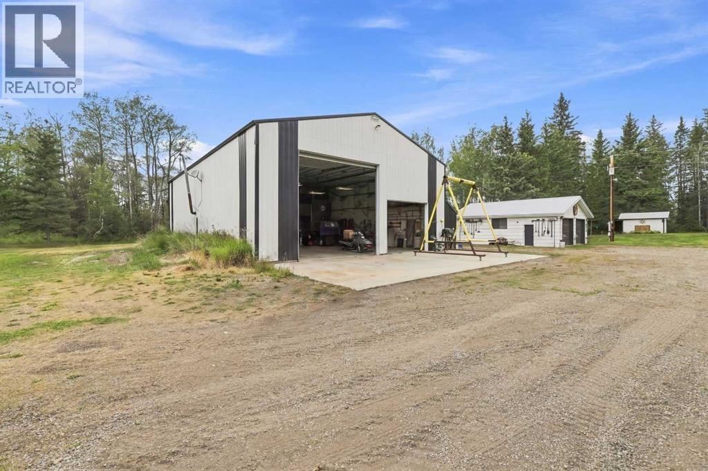 Listing photo – 373016 Range Road 45, Rural Clearwater County