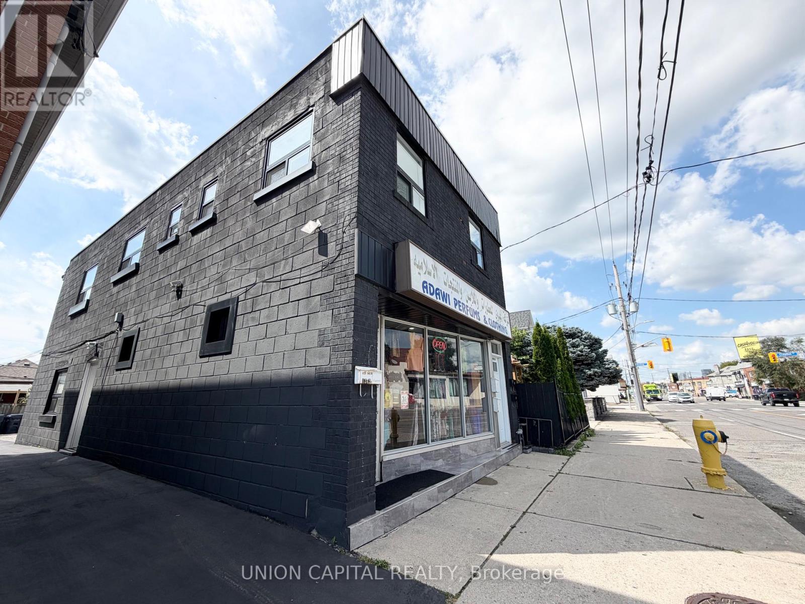1342 WESTON ROAD - 3