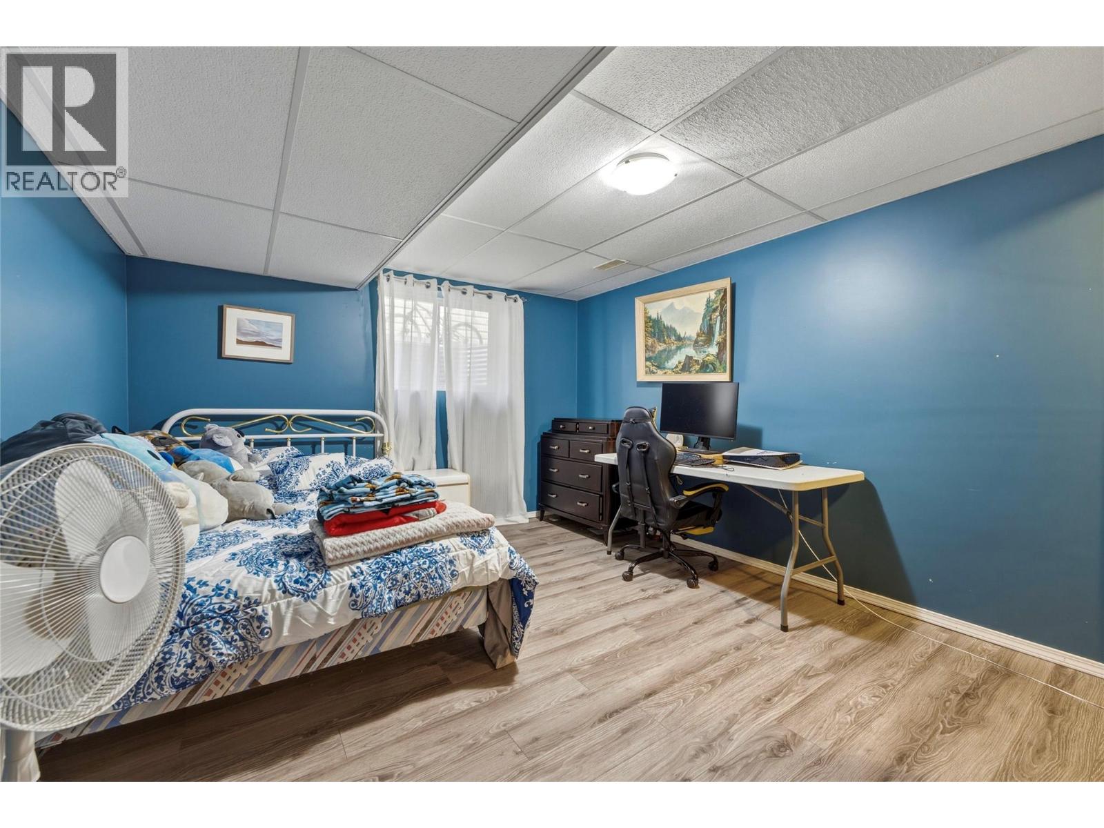 2419 Bradley Drive - Image 34