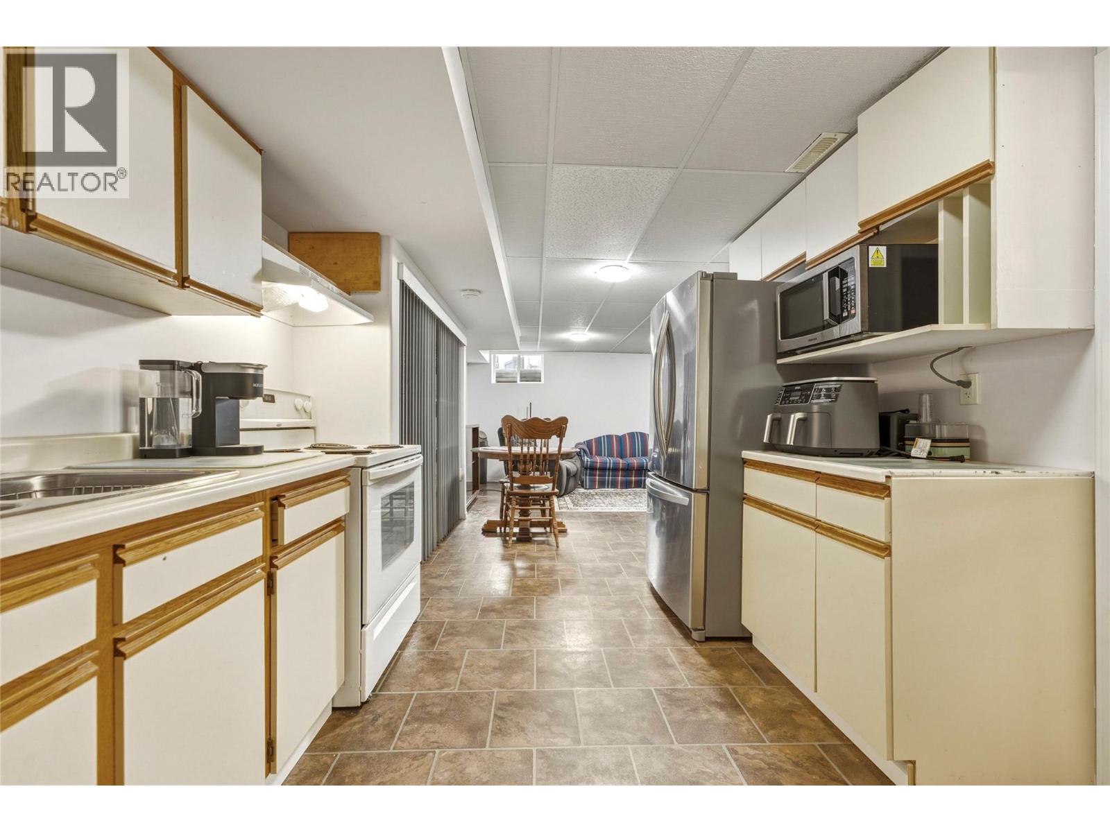 2419 Bradley Drive - Image 23