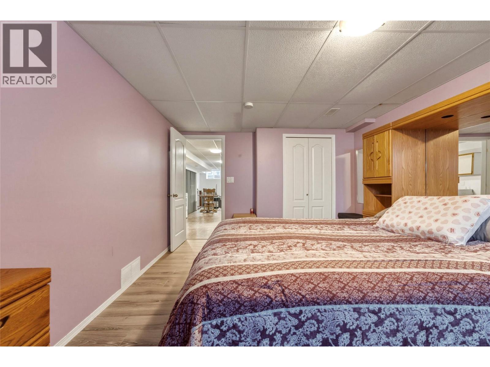 2419 Bradley Drive - 33