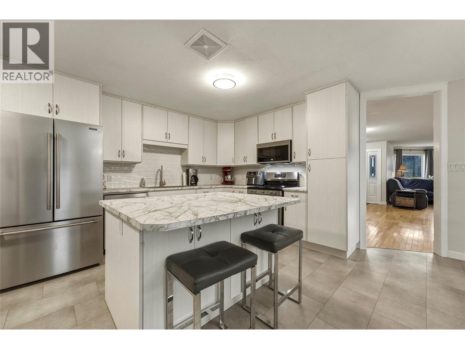2419 Bradley Drive - 10