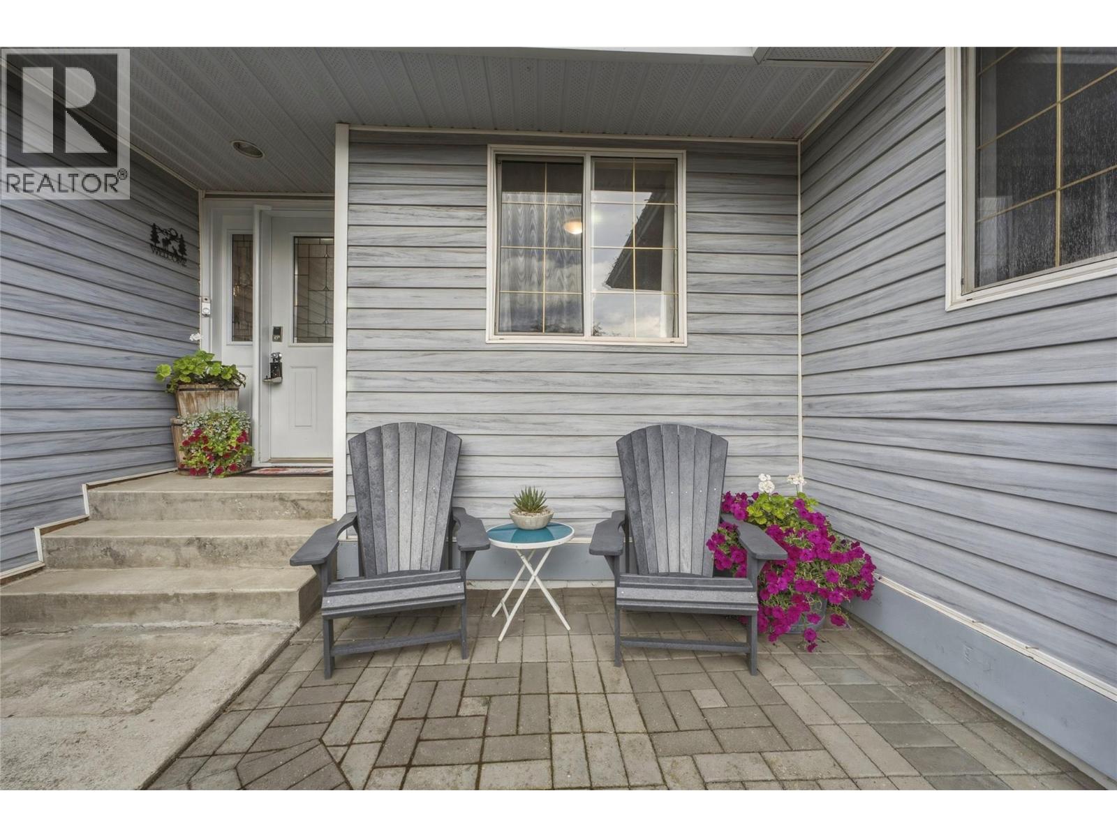 2419 Bradley Drive photo 2
