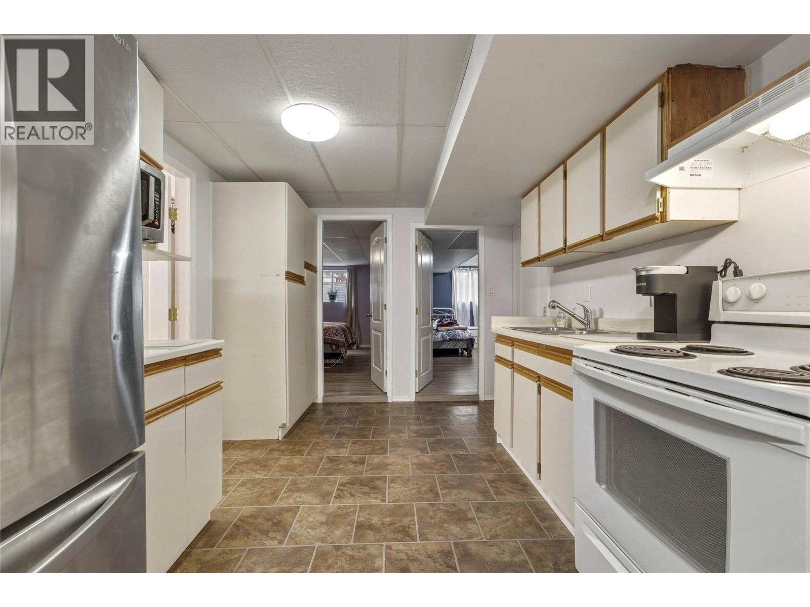 2419 Bradley Drive - 25