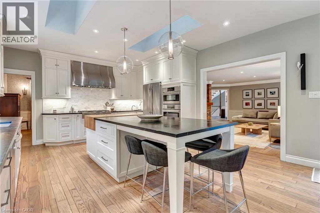22 DEERPATH Court - Image 17