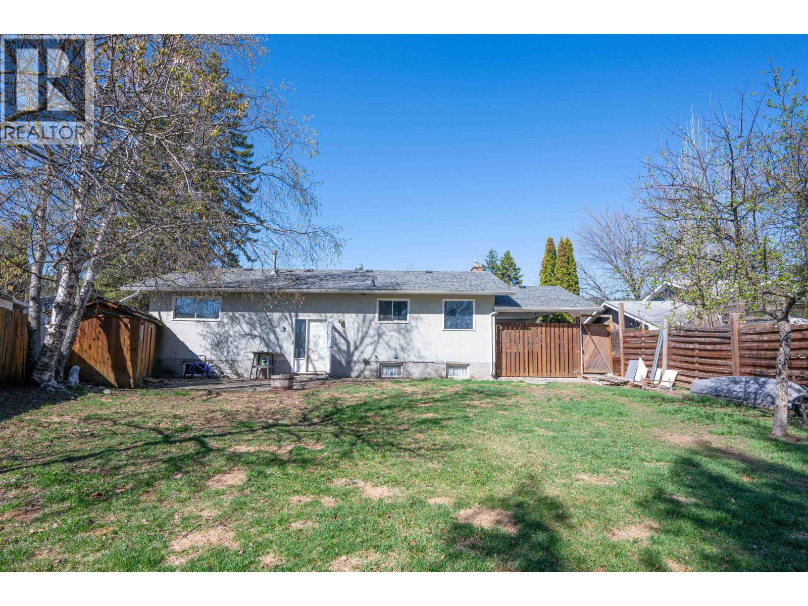 730 FAULKNER CRESCENT - 27