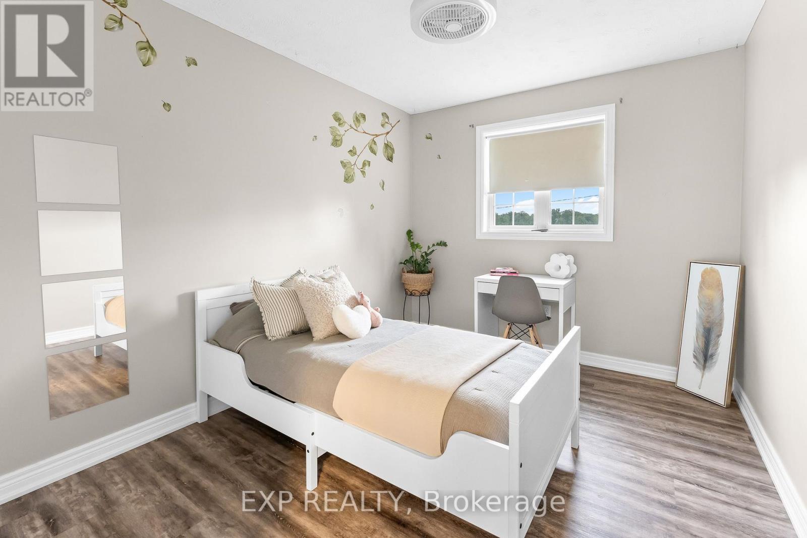 32070 SIDEROAD 20 ROAD - 35