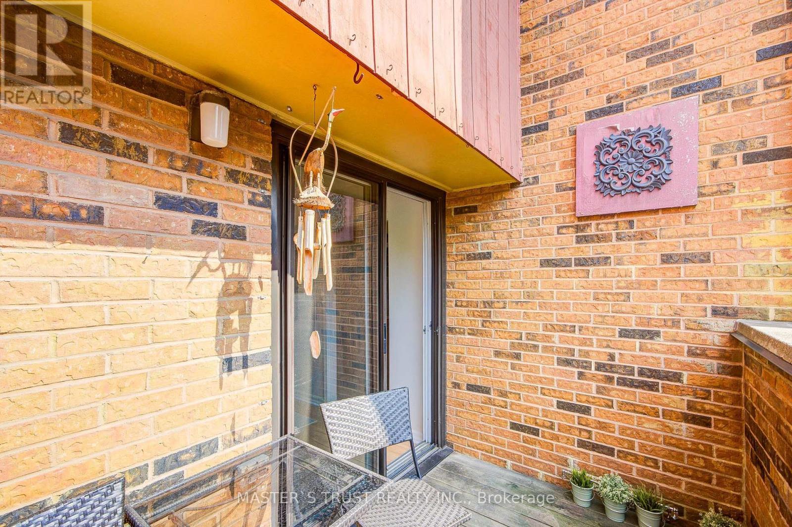 35 BARDS WALKWAY - Image 32