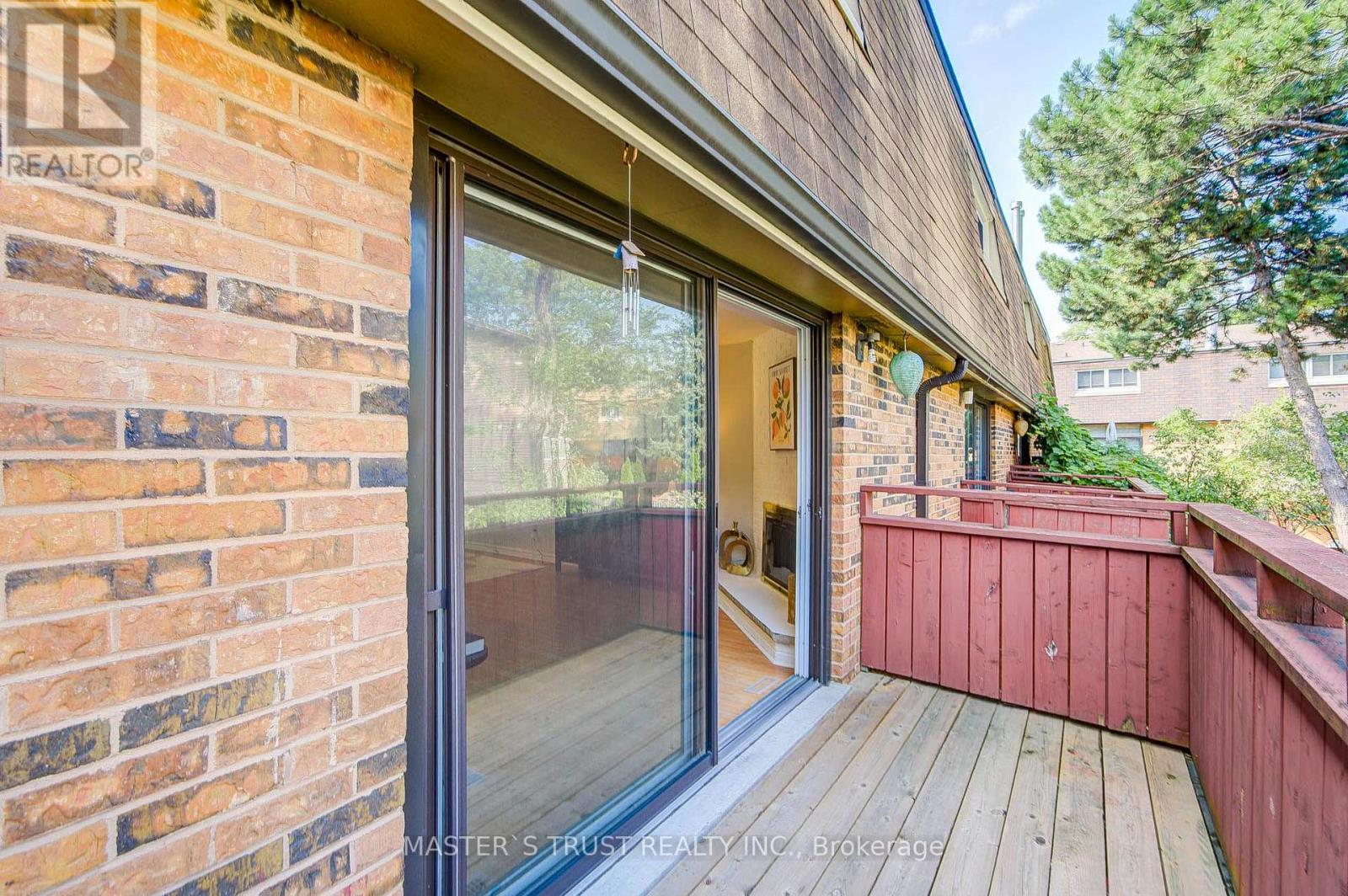 35 BARDS WALKWAY - Image 35