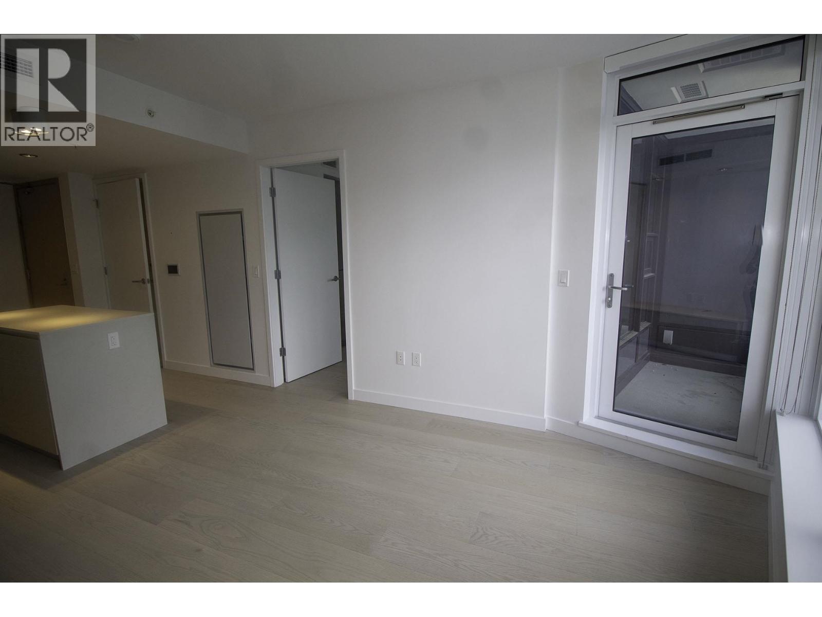 2002 1289 HORNBY STREET, Vancouver
