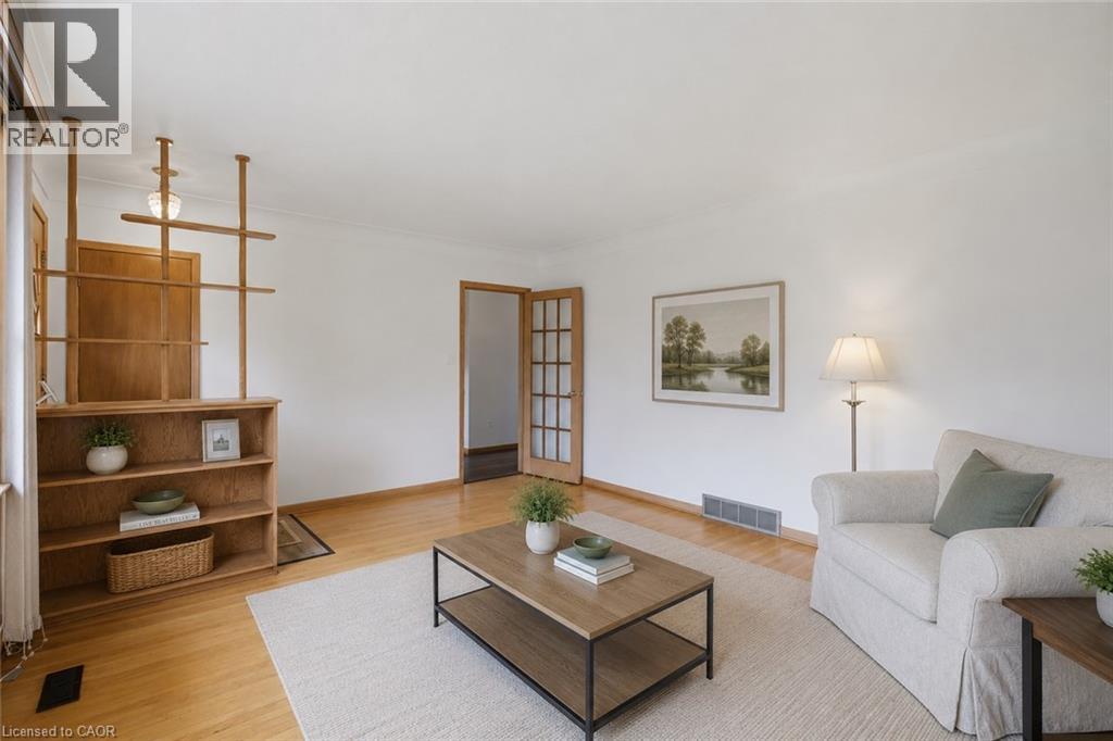 557 MISSISSAUGA Street - 13