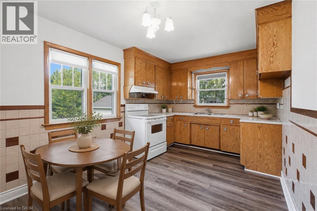 557 MISSISSAUGA Street - 14
