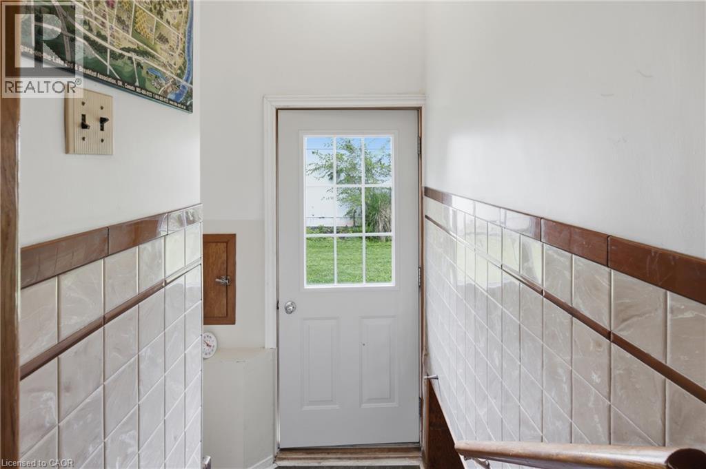 557 MISSISSAUGA Street - 22