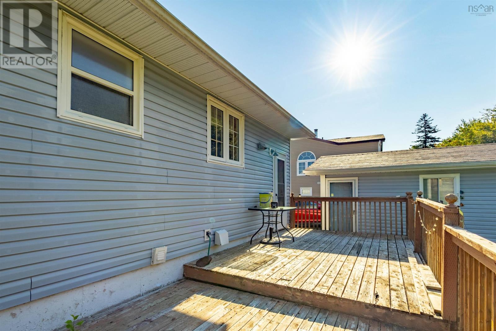 74 Christopher Crescent, Sydney, Nova Scotia, B1P3P6, Sydney, Nova Scotia — photo 5 of 5