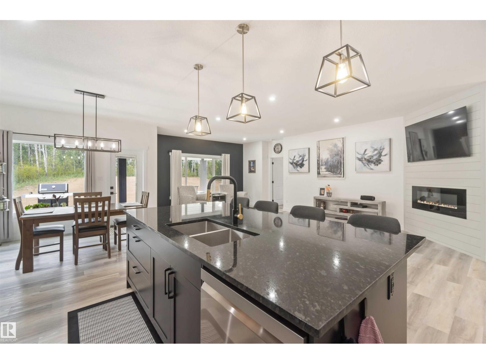 #9 53417 RANGE ROAD 14 - 18