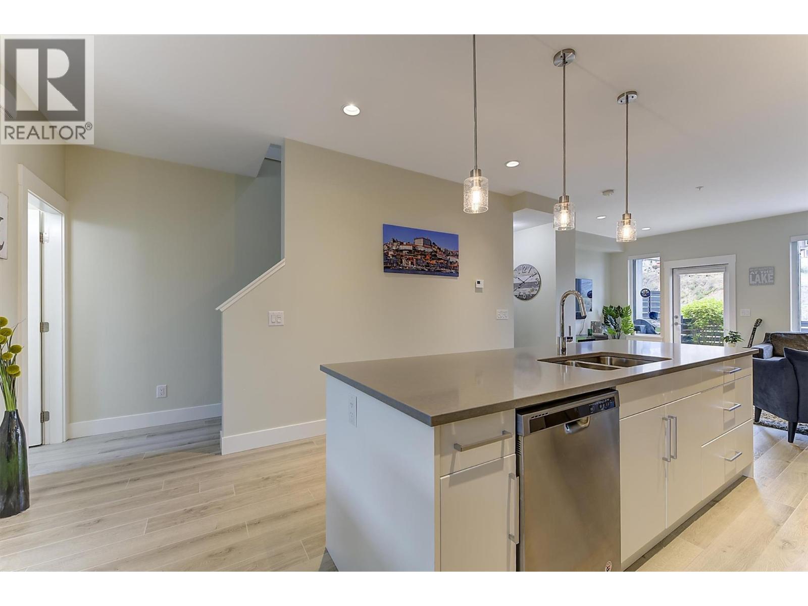 #43 12798 LAKE HILL Drive Lot# SL39 - 22