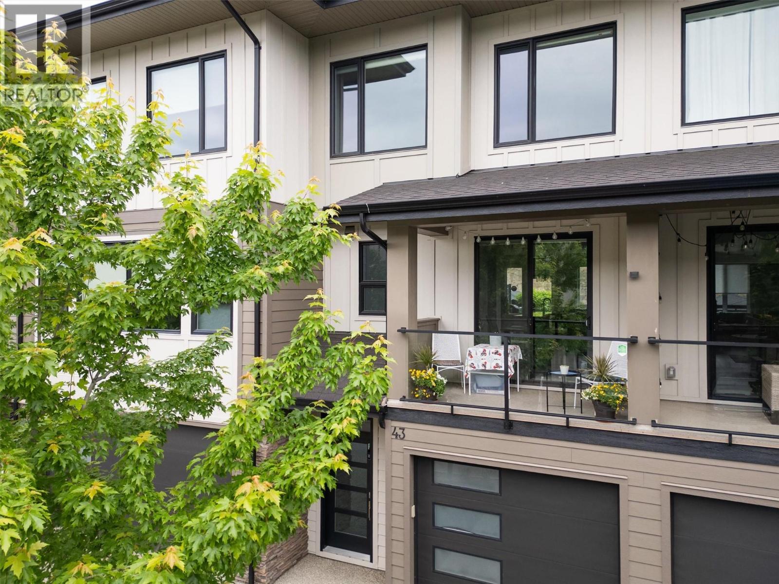 #43 12798 LAKE HILL Drive Lot# SL39 - 15