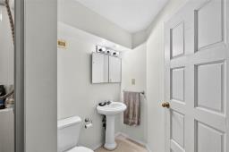 33 River Crescent, Sanford, MB R0G2J0 Photo 34