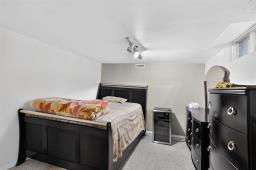 33 River Crescent, Sanford, MB R0G2J0 Photo 35