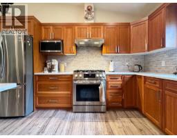 412 Queen Avenue, Monarch, AB T0L1M0 Photo 15
