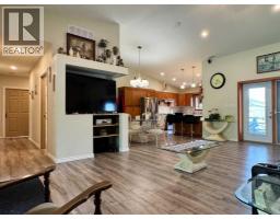 Kitchen - 412 Queen Avenue, Monarch, AB T0L1M0 Photo 7