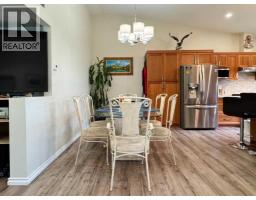 Primary Bedroom - 412 Queen Avenue, Monarch, AB T0L1M0 Photo 10