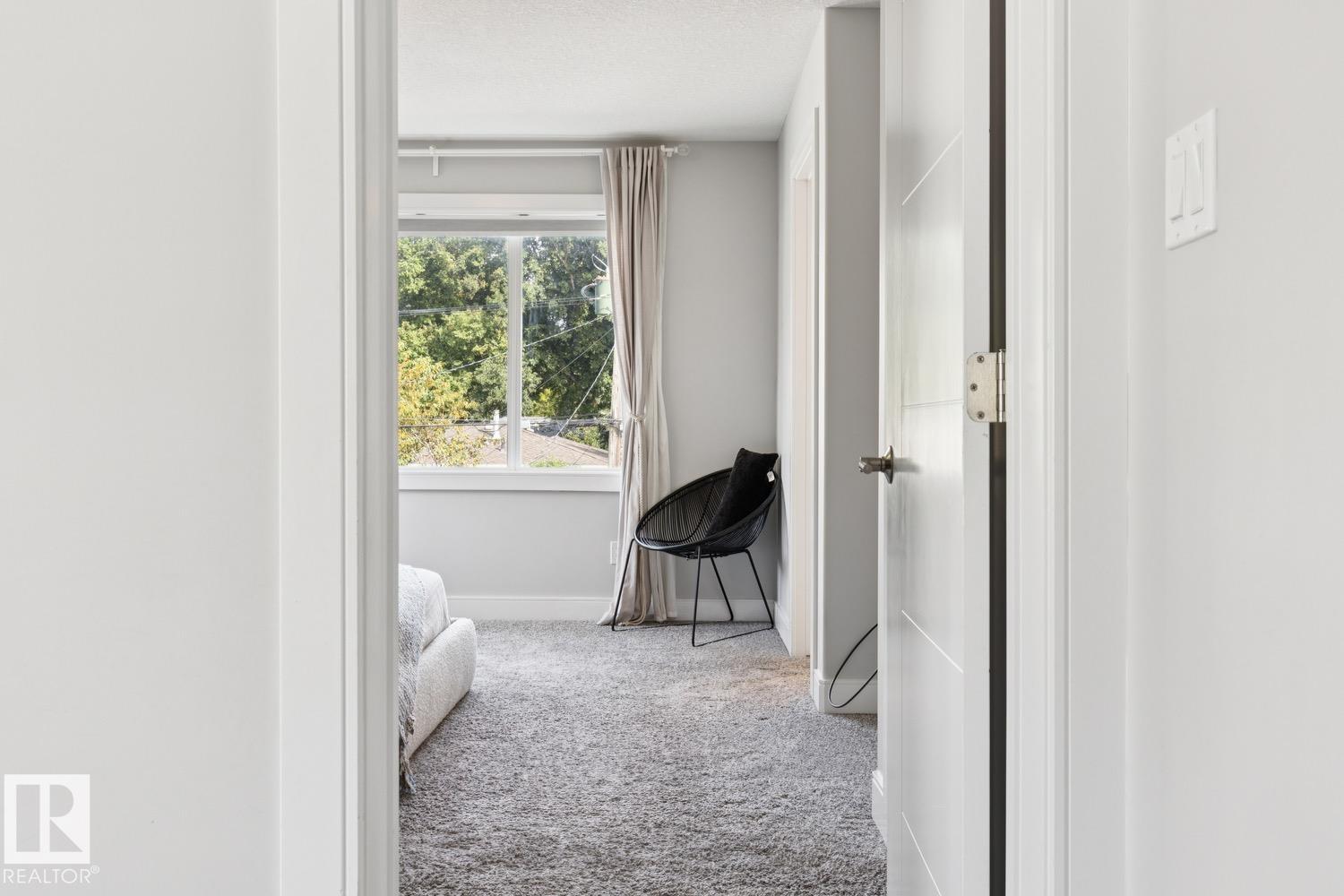 9919 79 ST NW - 32