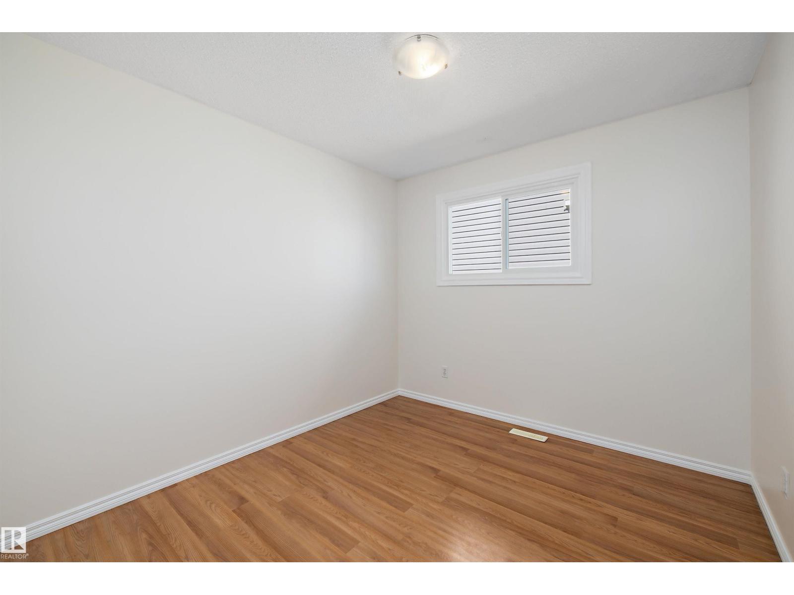 10237 151 ST NW - 21