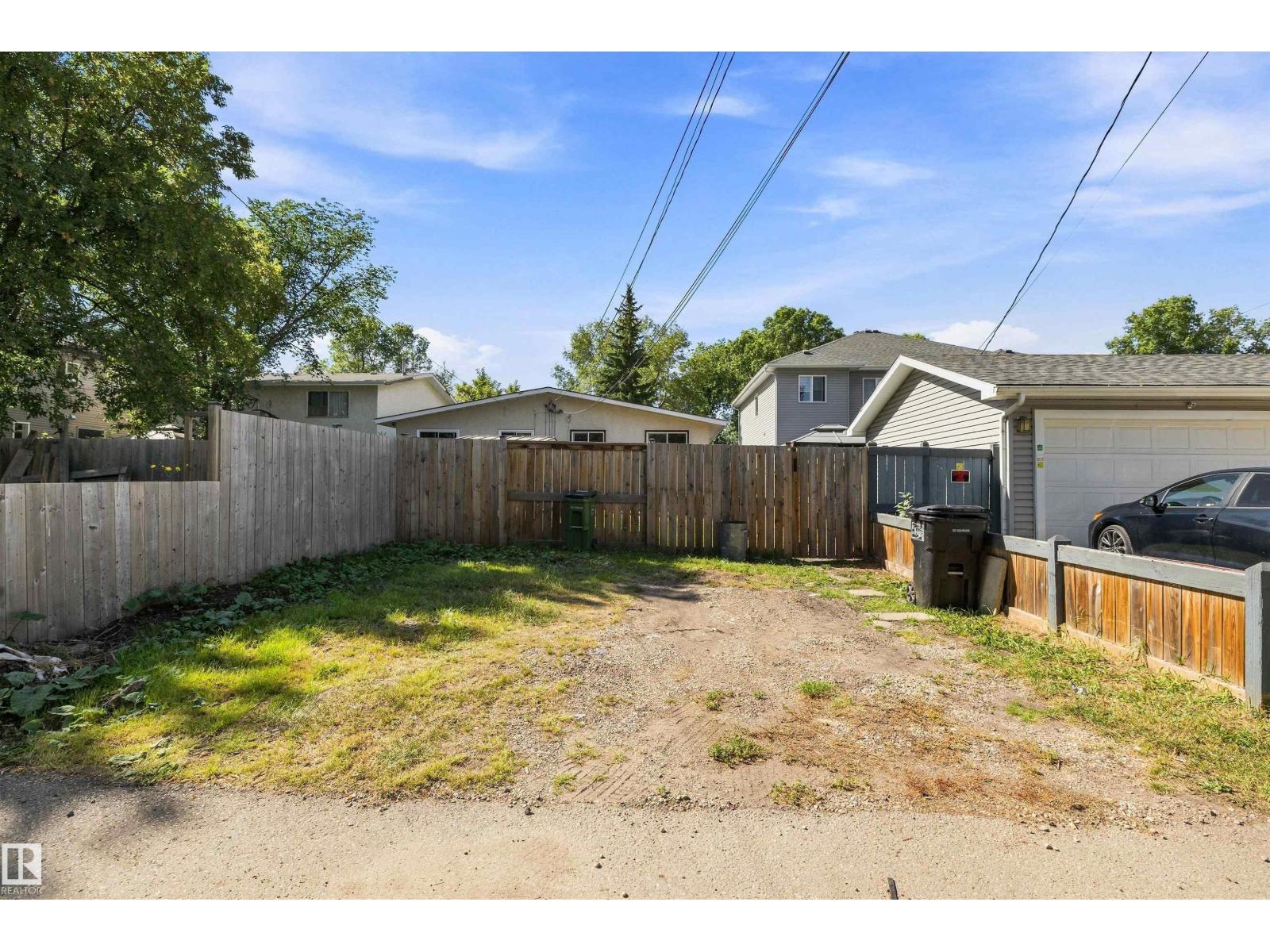 10237 151 ST NW - 45