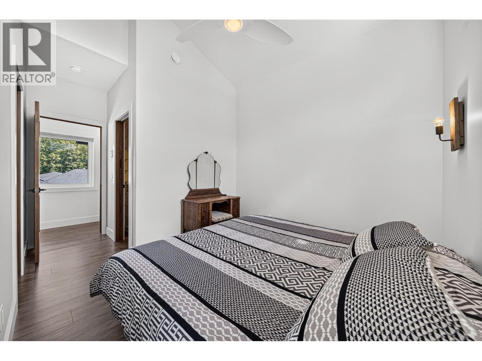 1305 Briarwood Place - 53