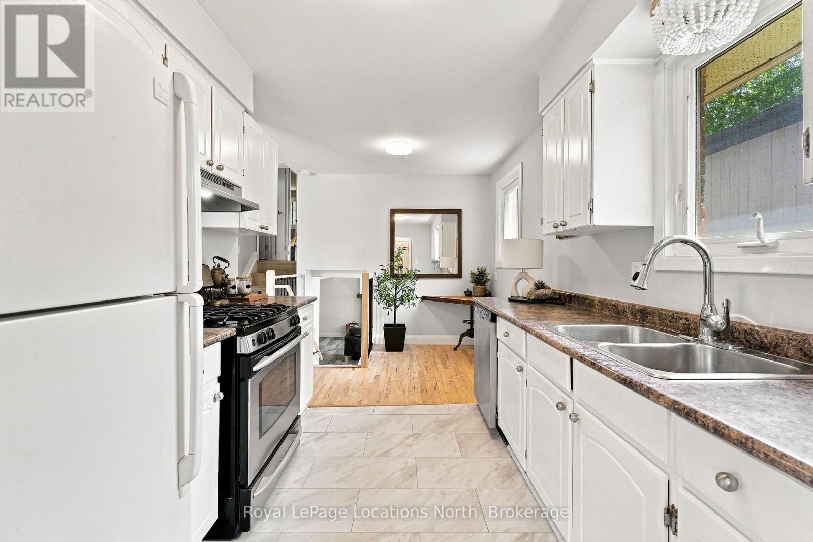 32 COURTICE CRESCENT - Image 10