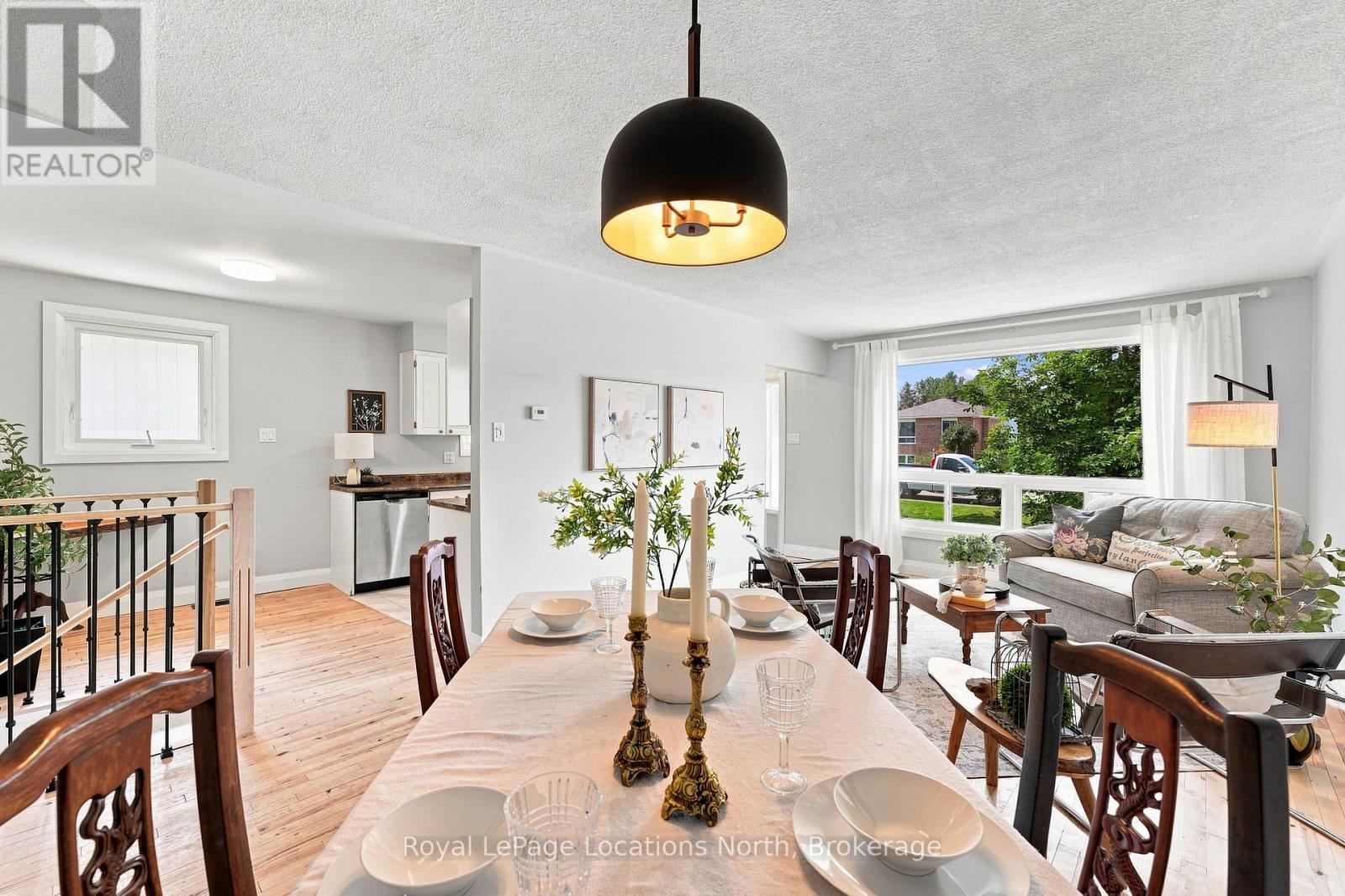 32 COURTICE CRESCENT - 7
