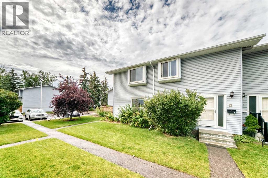 #11 4810 40 Avenue SW - 31