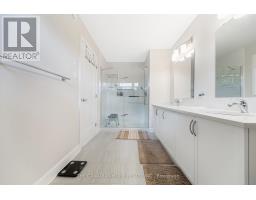 921 Clarkia Street, Ottawa, ON K1T0Y2 Photo 8