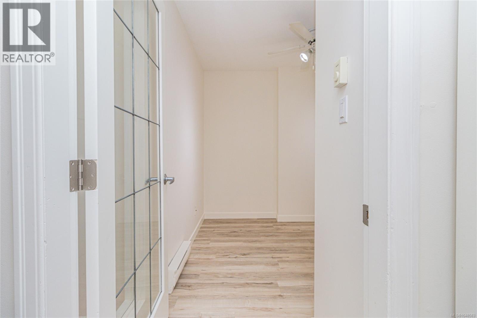 106 1015 Johnson Street, Victoria