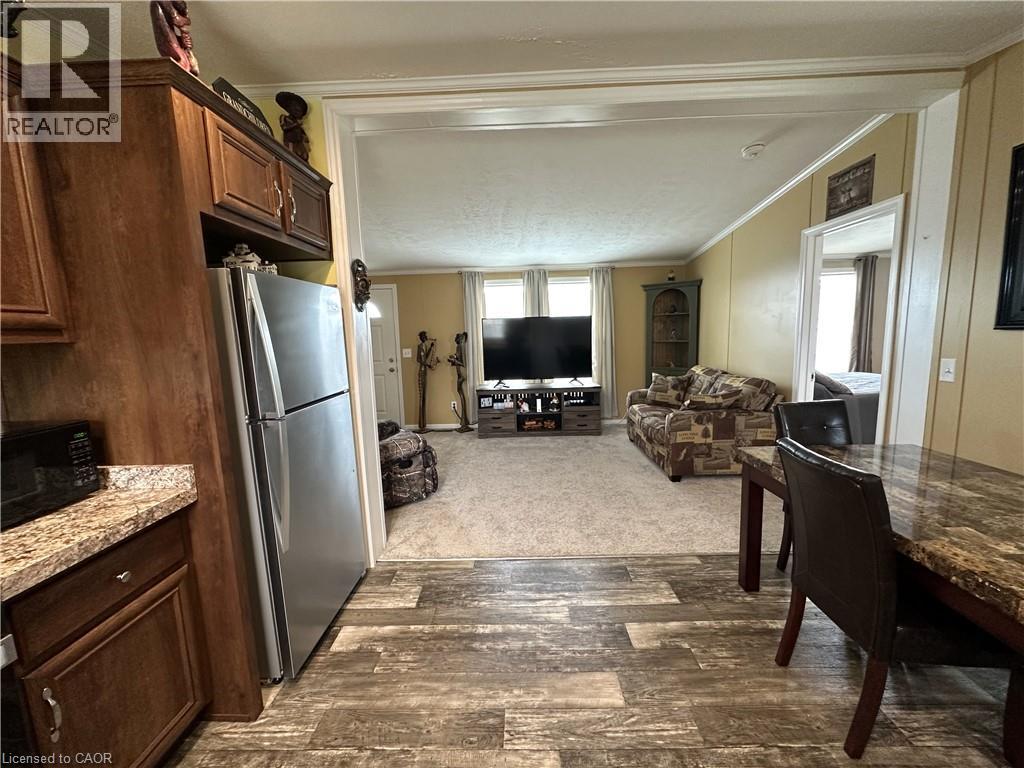 14 COPPER BEECH Drive - 21