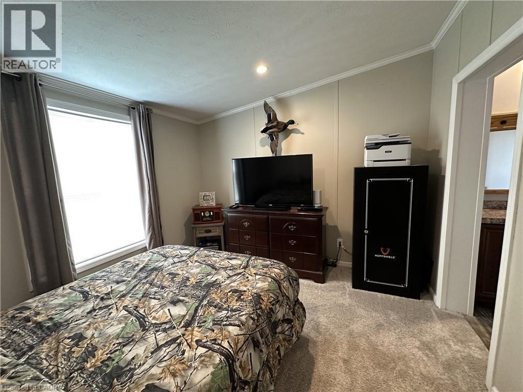 14 COPPER BEECH Drive - 23