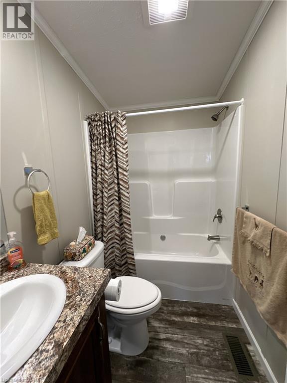 14 COPPER BEECH Drive - 34