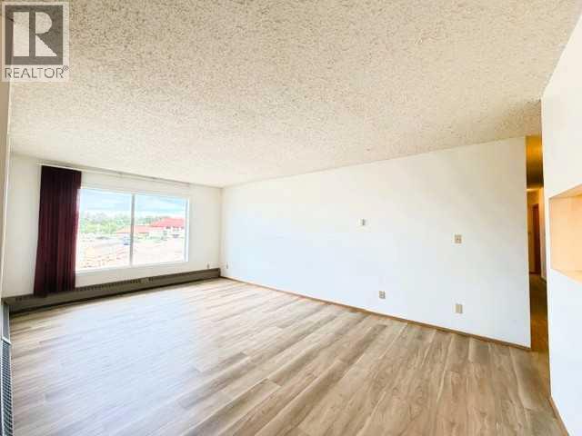 306E, 201 12 Avenue SW, Slave Lake — photo 8