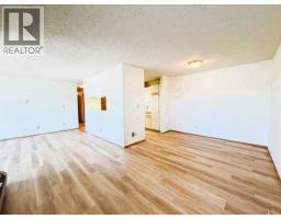 4pc Bathroom - 306e, 201 12 Avenue Sw, Slave Lake, AB T0G2A4 Photo 7
